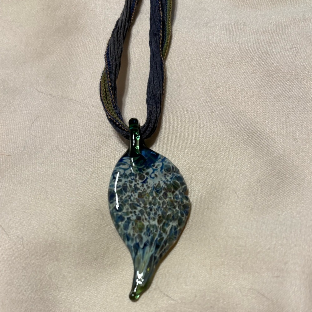 Necklace with glass leaf- pendant